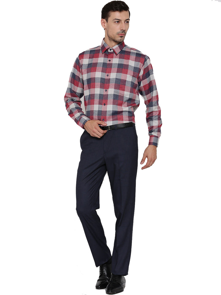 Men Navy and Red Checks Pure Cotton Slim Fit Formal Shirt