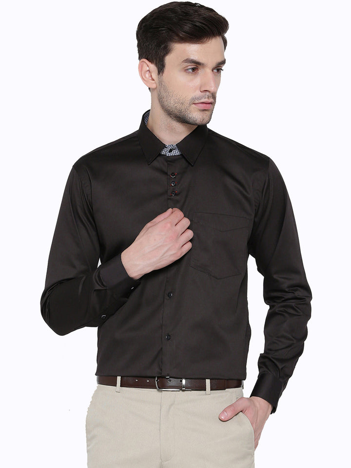 Men Brown Solid Pure Cotton Slim Fit Formal Shirt
