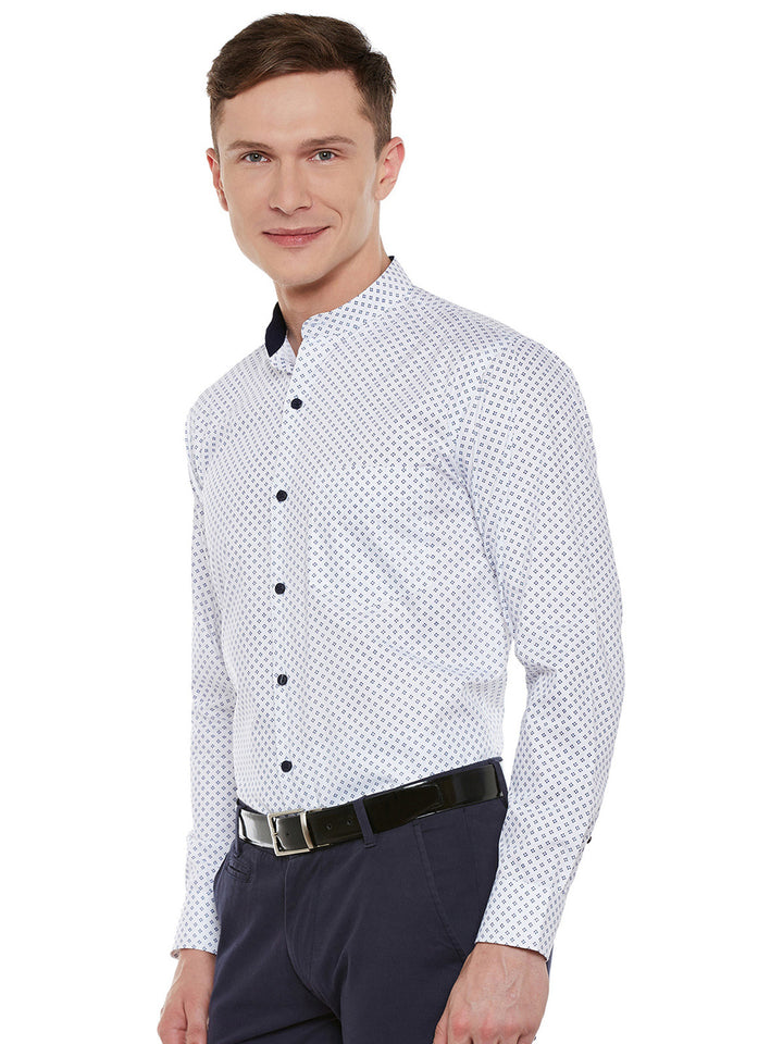 Men White Printed Pure Cotton Slim Fit Formal Shirt