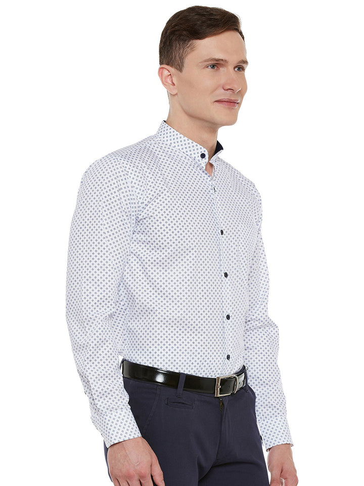 Men White Printed Pure Cotton Slim Fit Formal Shirt