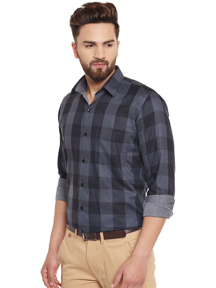 Men Grey Checked Slim Fit Casual Shirt
