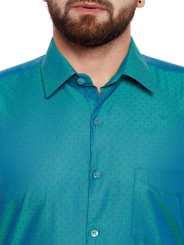 Men Green Solid Regular Fit Pure Cotton Formal Shirt