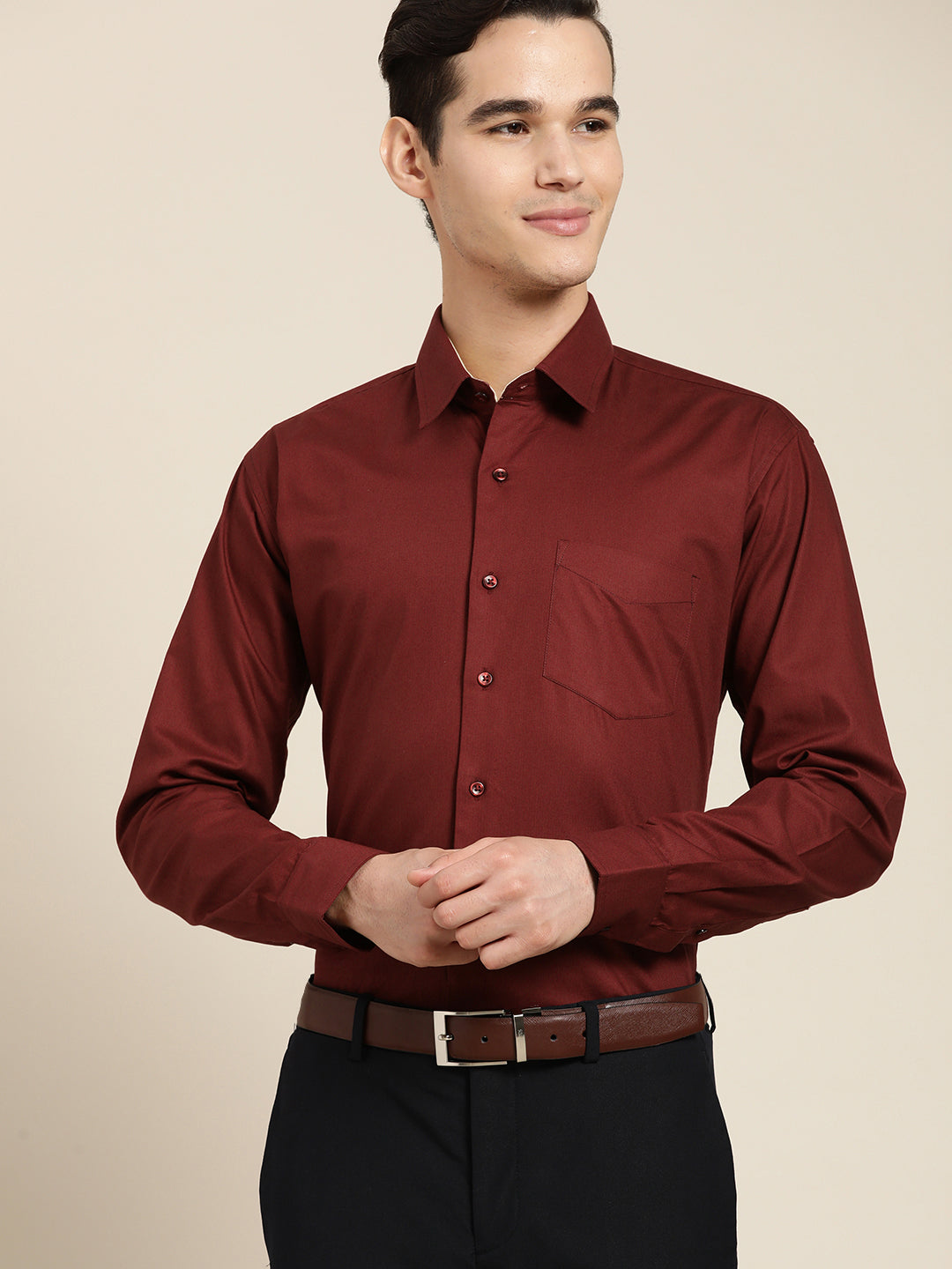 Men Maroon Slim Fit Solid Pure Cotton Formal Shirt