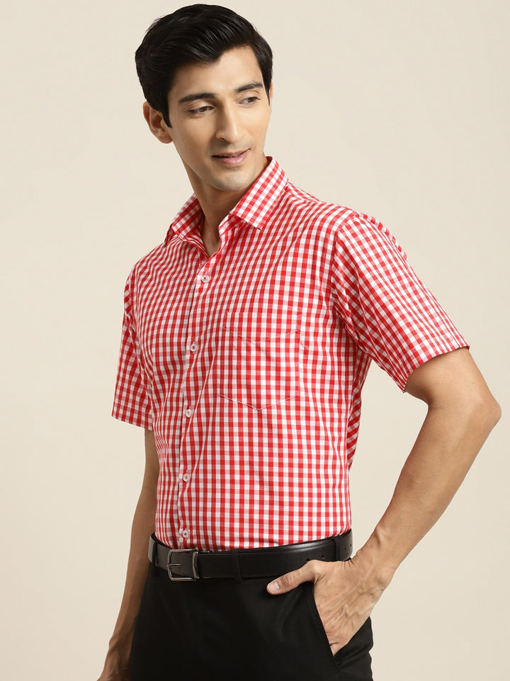 Men Red & White Gingham Checked Pure Cotton Short Sleeve Slim Fit Formal Shirt