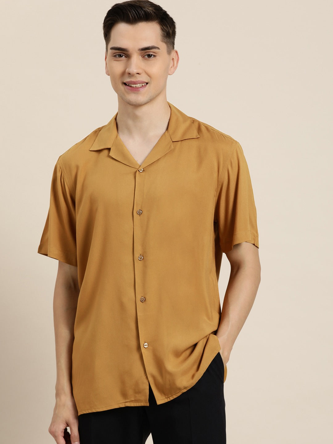 Men Mustard Solid Viscose Rayon Relaxed Fit Casual Resort Shirt