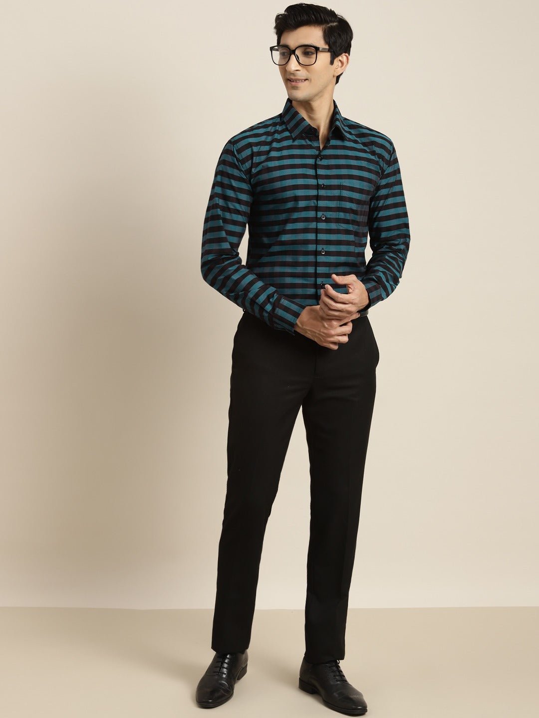 Men Turquoise & Black Horizontal Striped Pure Cotton Slim Fit Formal Shirt
