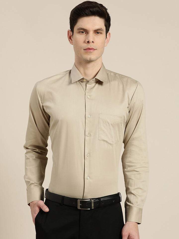 Men Beige Solid Pure Cotton Satin Slim Fit Formal Shirt