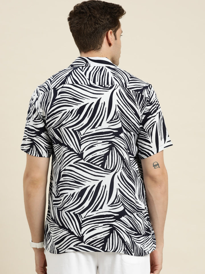 Men Navy-White Prints Viscose Rayon Relaxed Fit Casual Resort Shirt