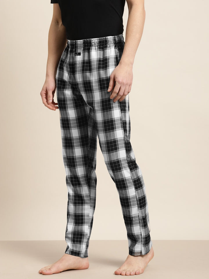 Men White-Black Checks Pure Cotton Relaxed Fit Casual Lounge Pant