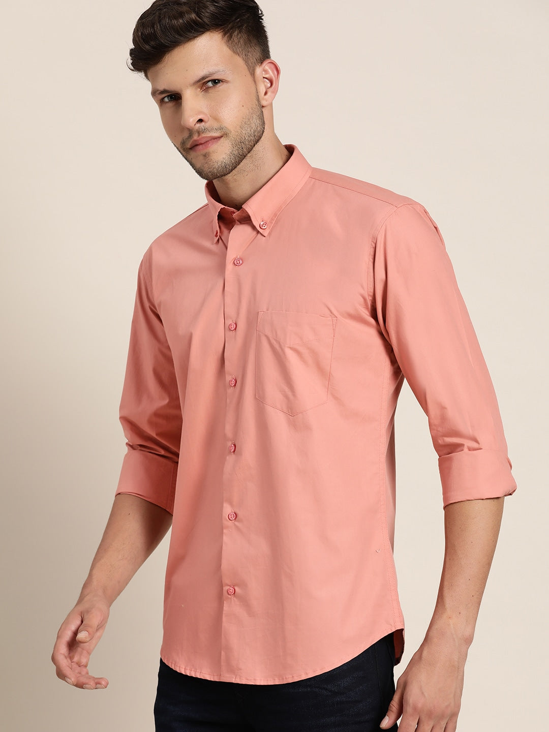 Men Punch Solids Pure Cotton Slim Fit Casual Shirt