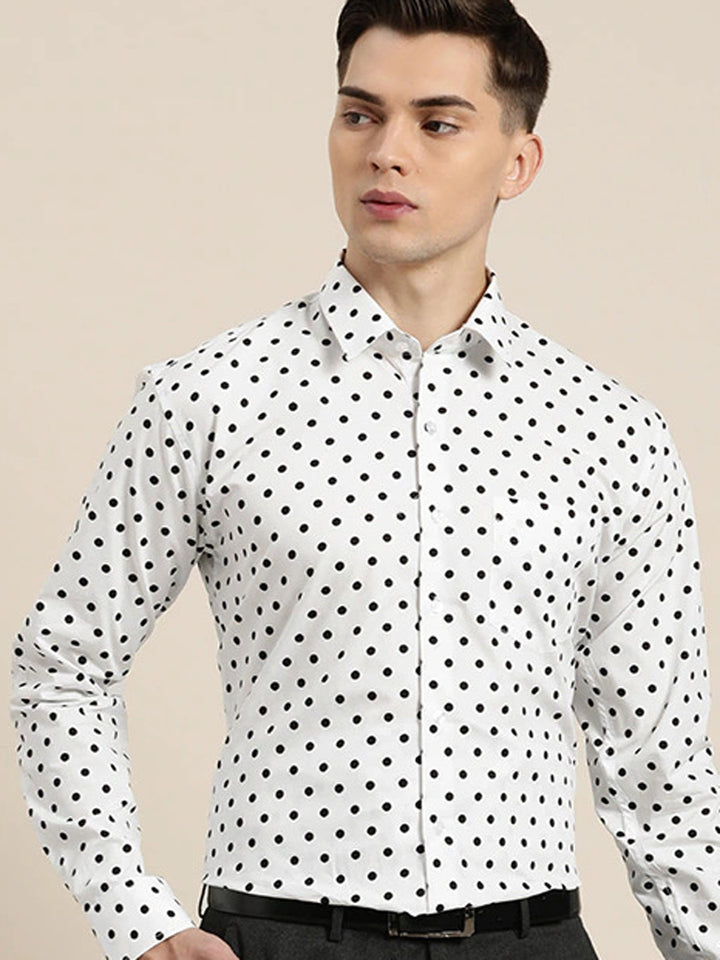 Men White & Black Prints Pure Cotton Slim Fit Formal Shirt