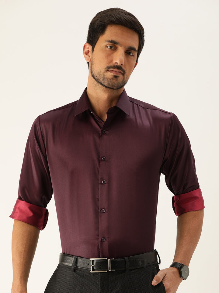 Men Maroon Solids Polyester Slim Fit Formal Shirt