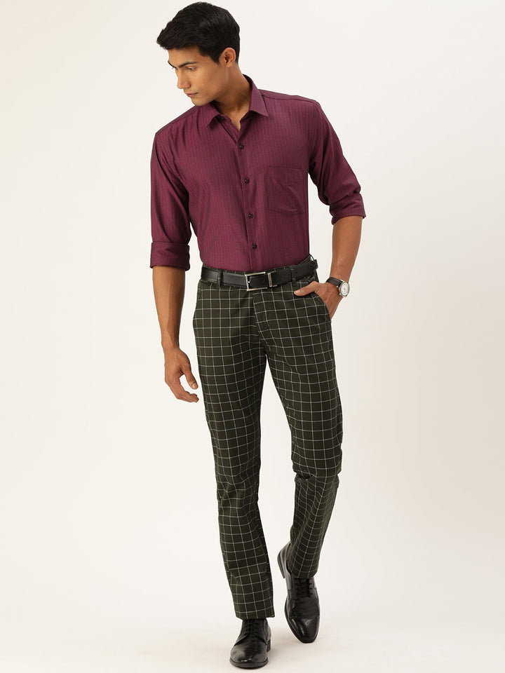 Men Maroon Solids Pure Cotton Slim Fit Formal Shirt