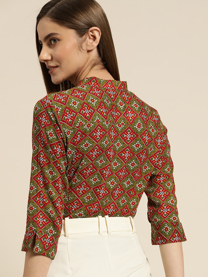 Women Red & Green Printed Viscose Rayon Regular Fit Formal Shirt