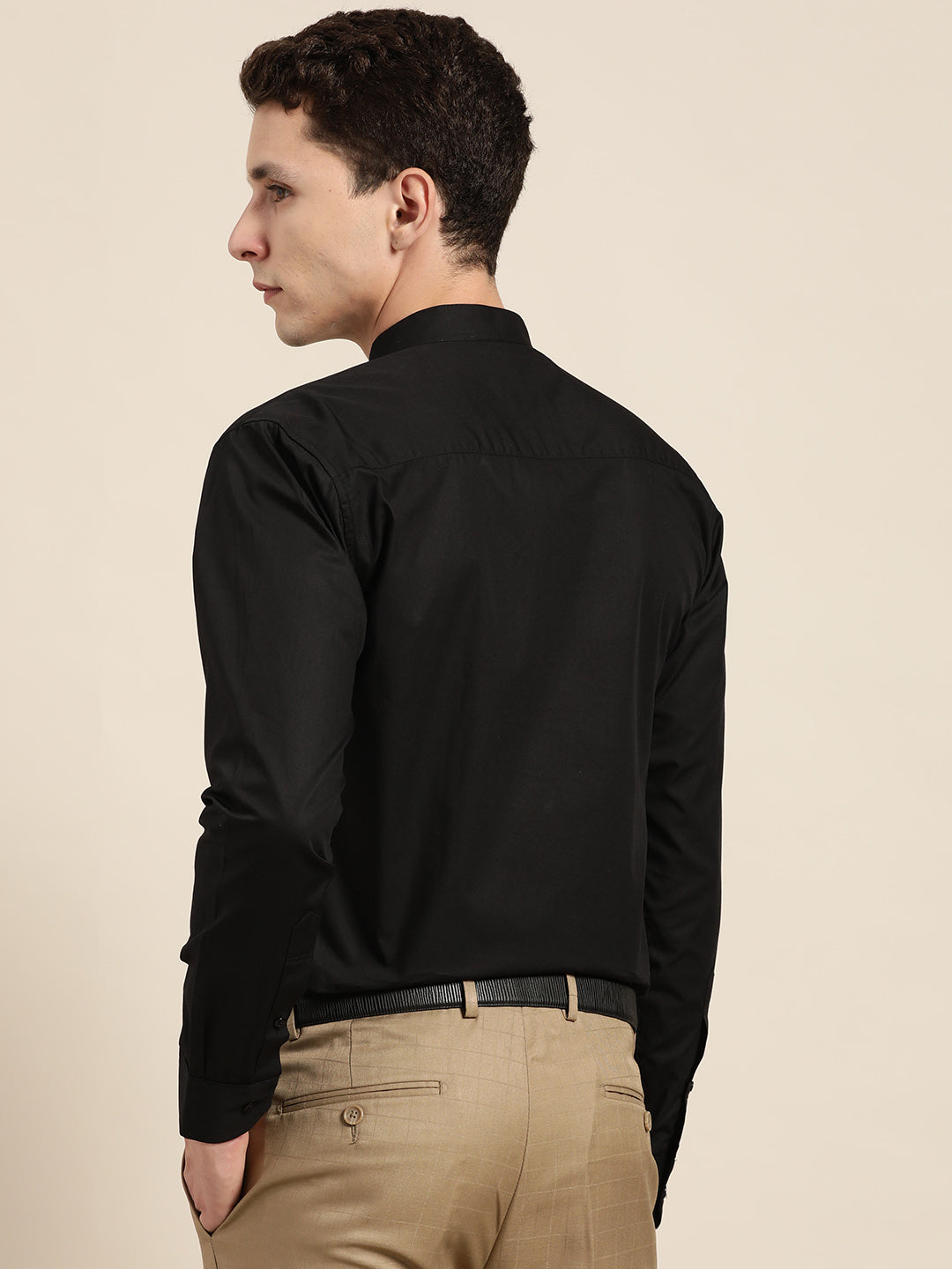 Men Black Solid Pure Cotton Slim Fit Formal Shirt