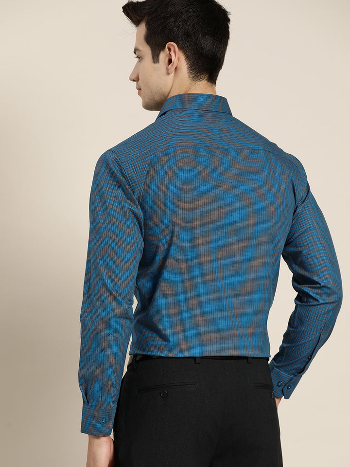 Men Blue Checks Pure Cotton Slim Fit Formal Shirt
