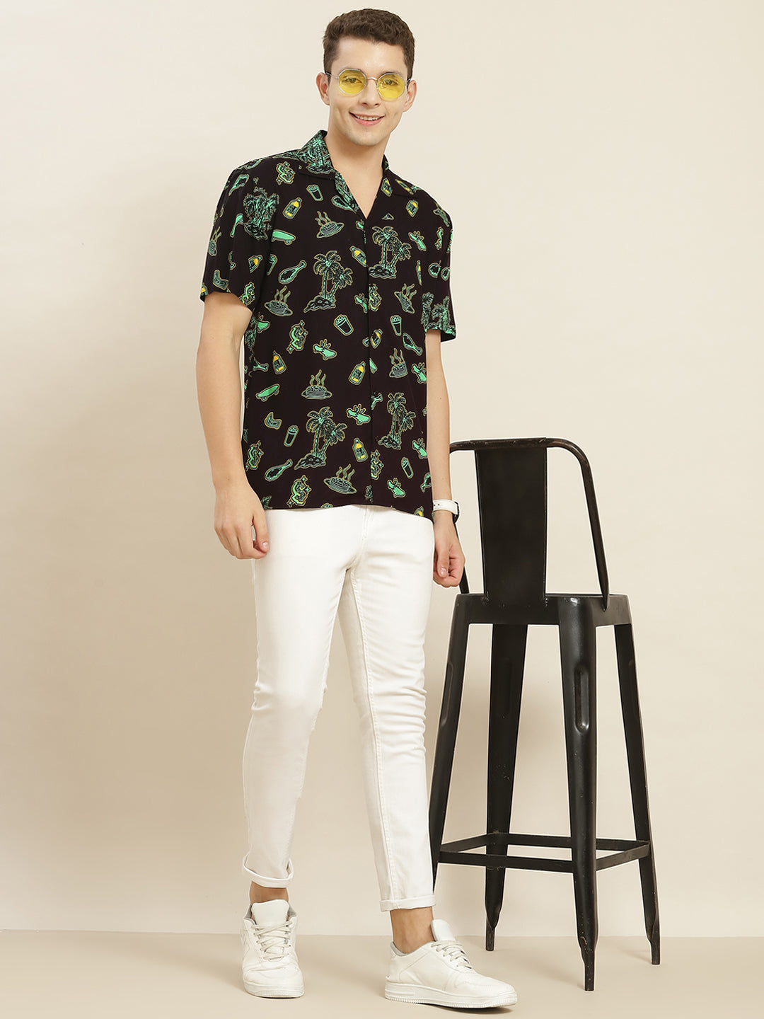 Men Black Printed Viscose Rayon Regular Fit Casual Resort Shirt