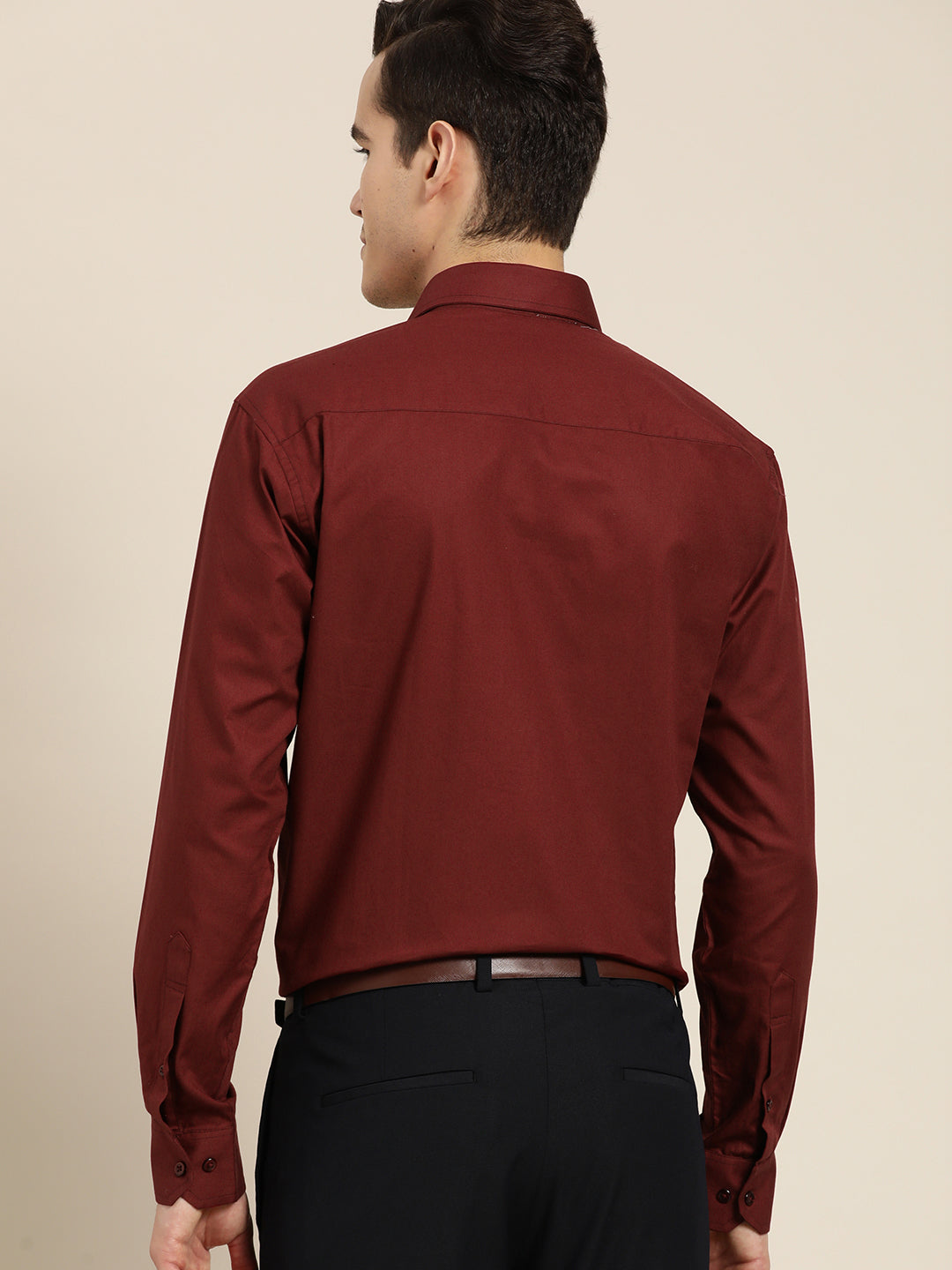 Men Maroon Slim Fit Solid Pure Cotton Formal Shirt