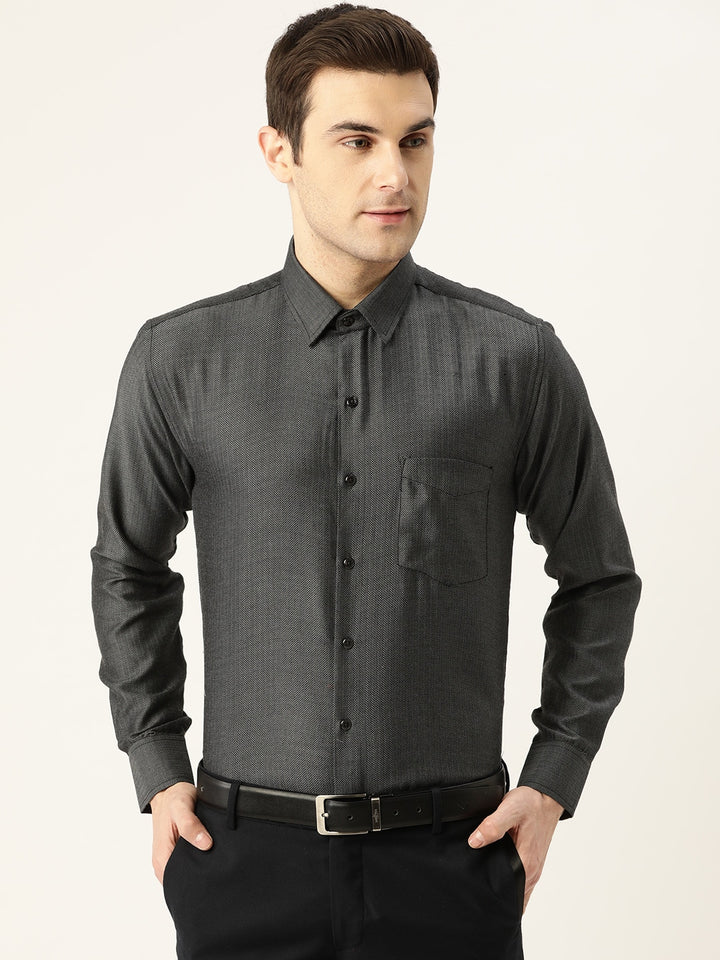 Men Dark Grey Solids Pure Cotton Slim Fit Formal Shirt