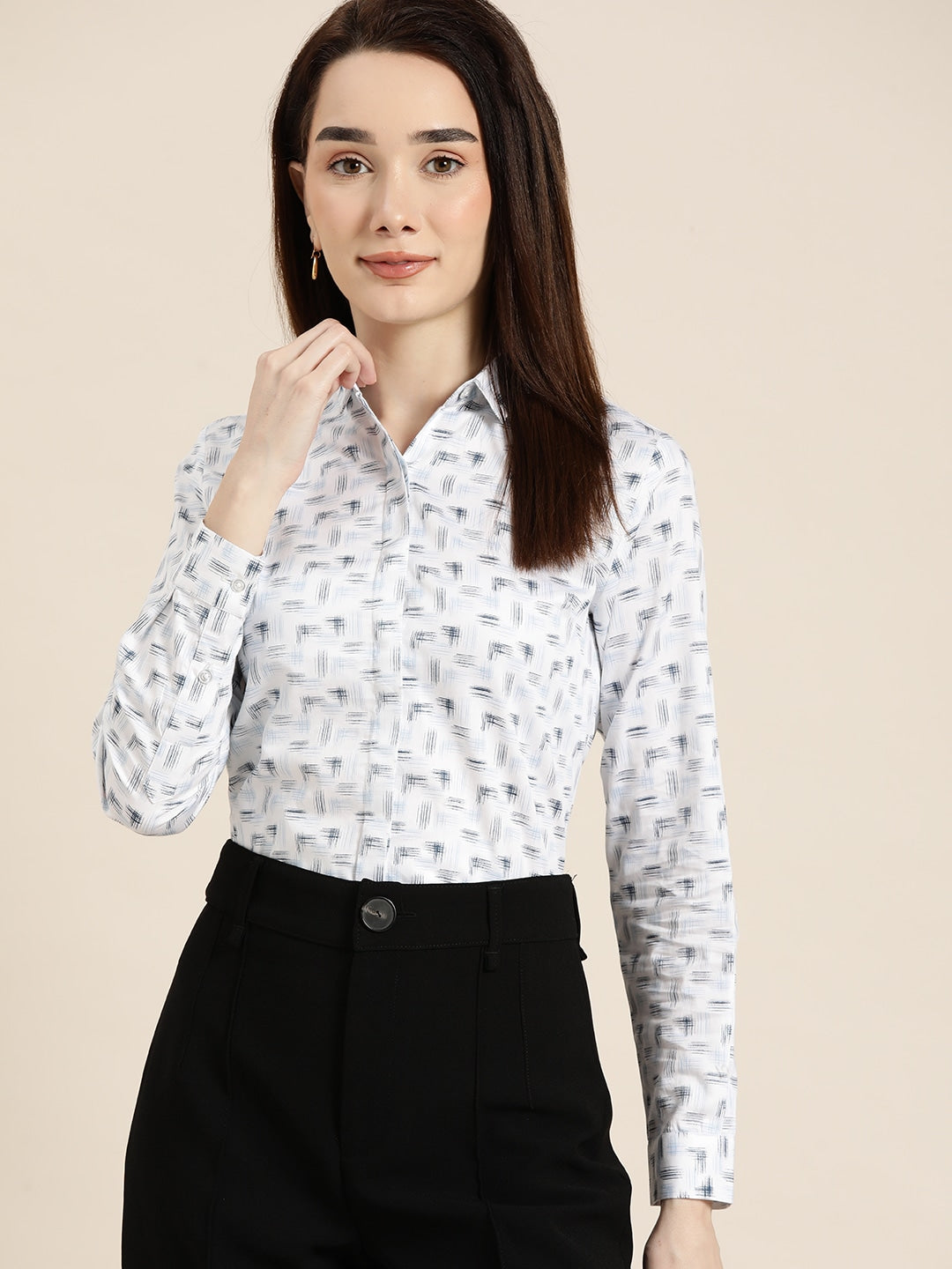 Women White & Navy Printed Pure Cotton Slim Fit Formal Shirt