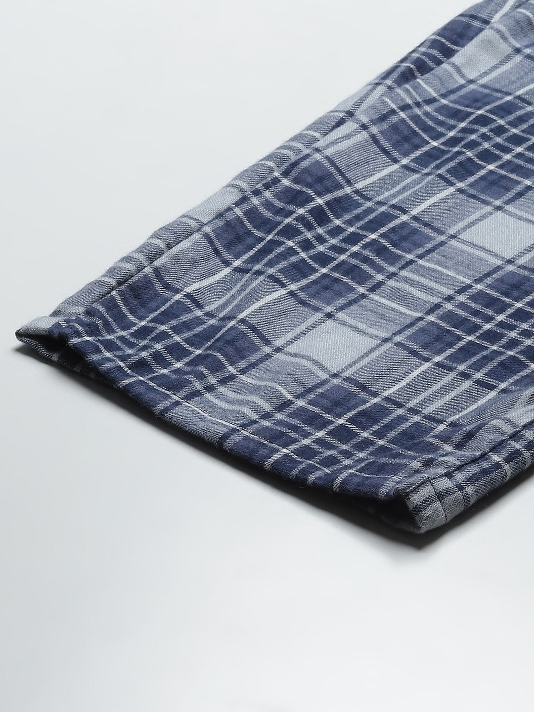 Men Navy Checks Pure Cotton Relaxed Fit Casual Lounge Pant