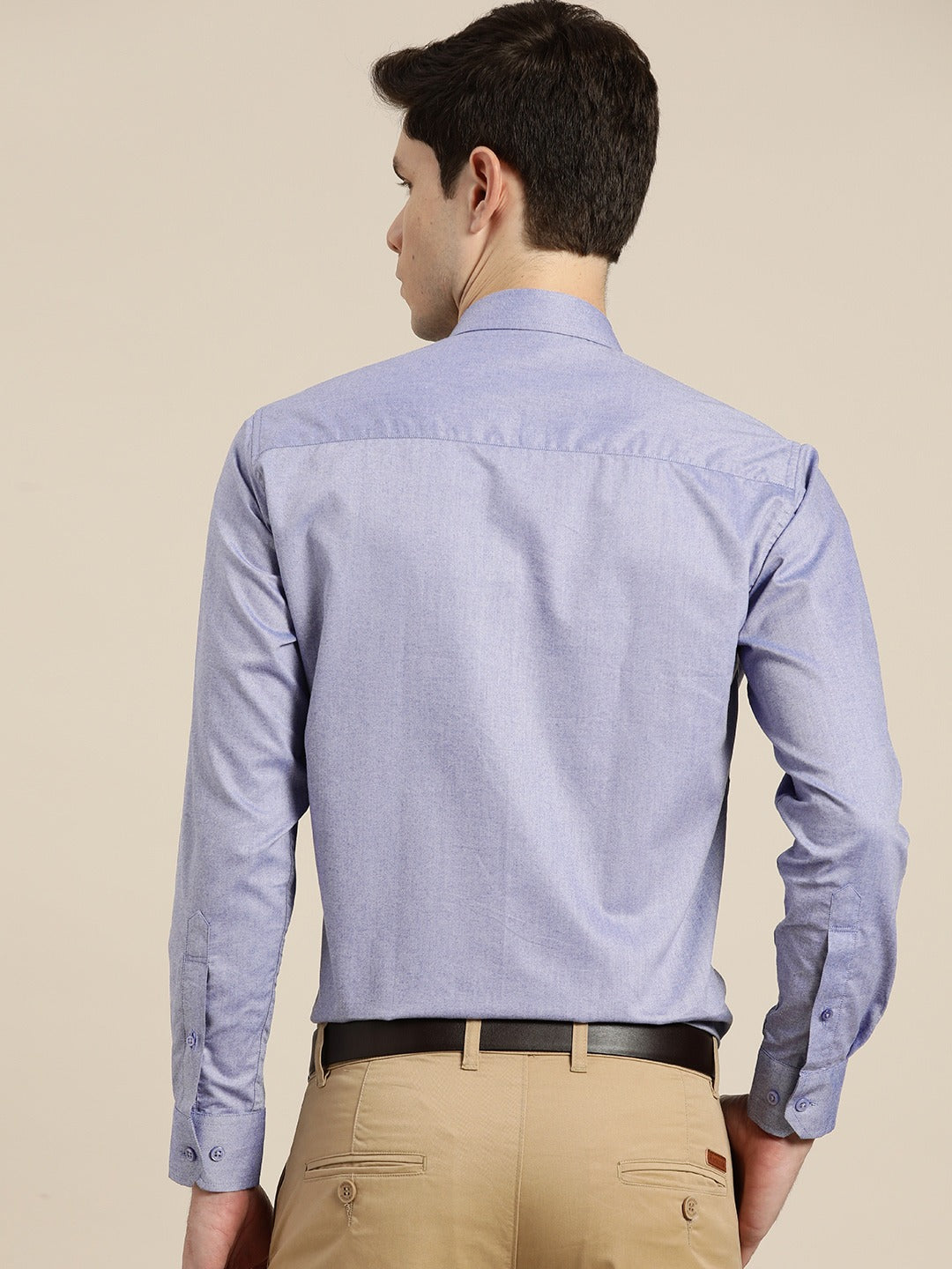 Men Blue Solid Chambray Button Down Collar Slim Fit Formal Shirt