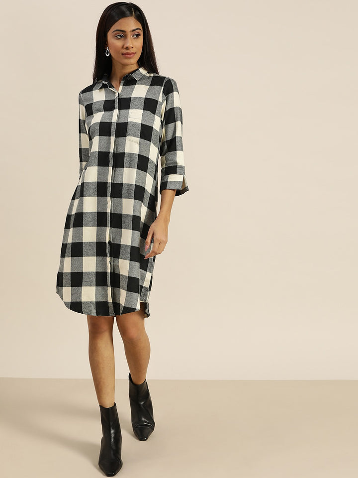 Women Black & Grey Checks Pure Cotton Regular Fit Formal Dress