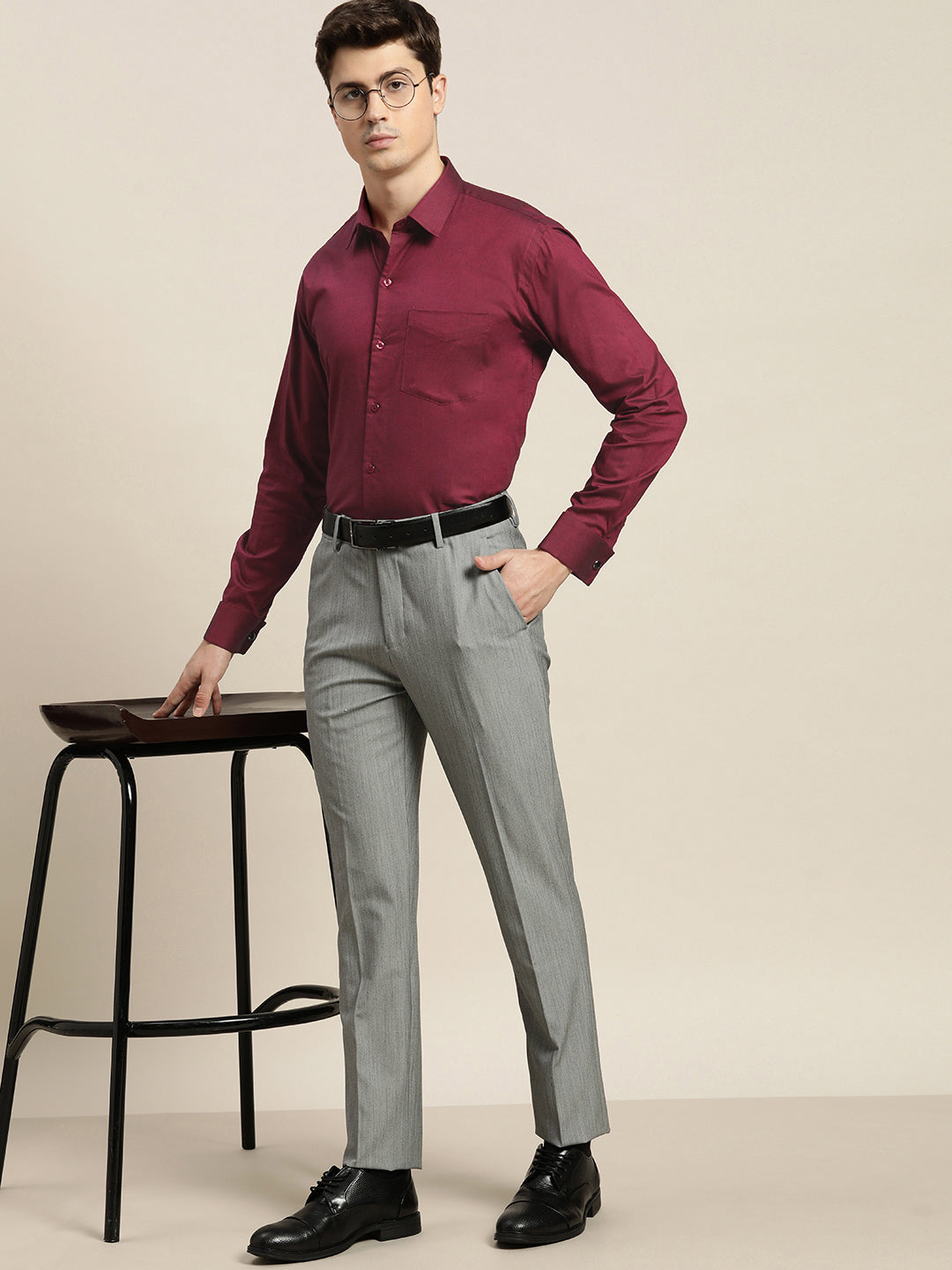 Men Maroon Solid Pure Cotton Slim Fit French Cuff Formal Shirts