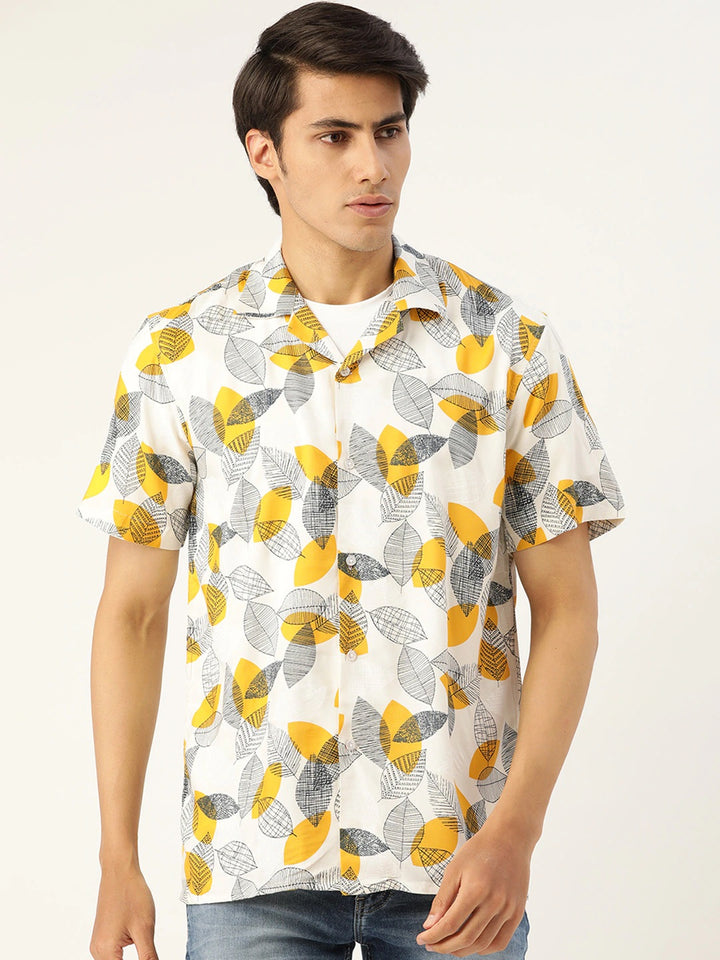 Men White & Yellow Printed Viscose Rayon Relaxed Fit Casual Resort Shirt