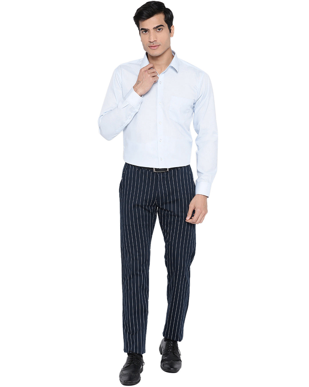 Men Sky Blue Cotton Solid Slim Fit Formal Shirt