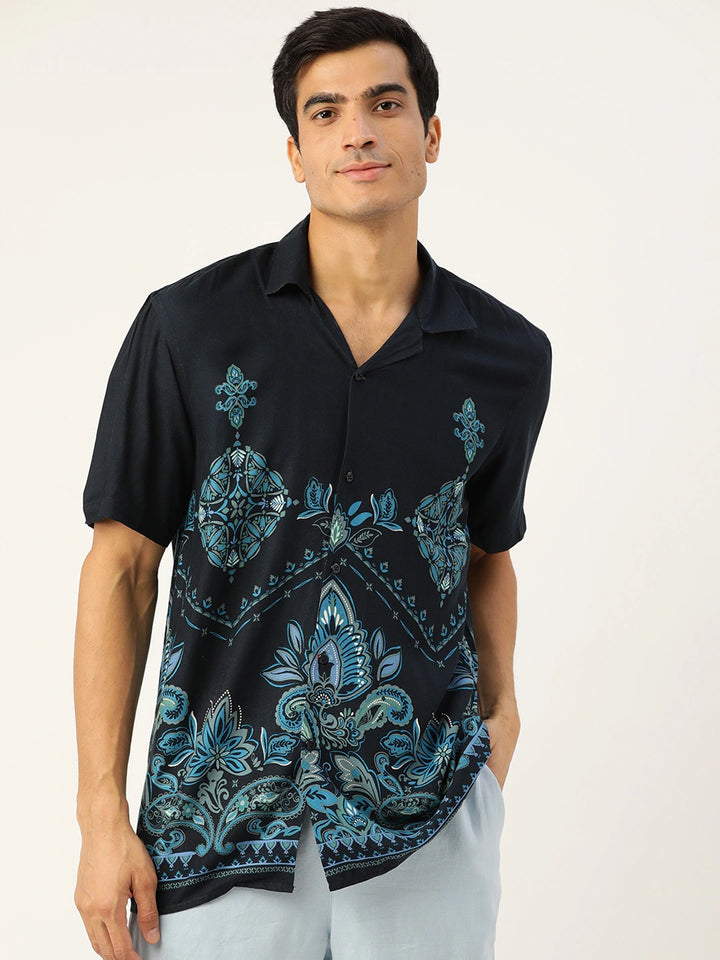 Men Navy Blue & Blue Printed Viscose Rayon Relaxed Fit Casual Resort Shirt