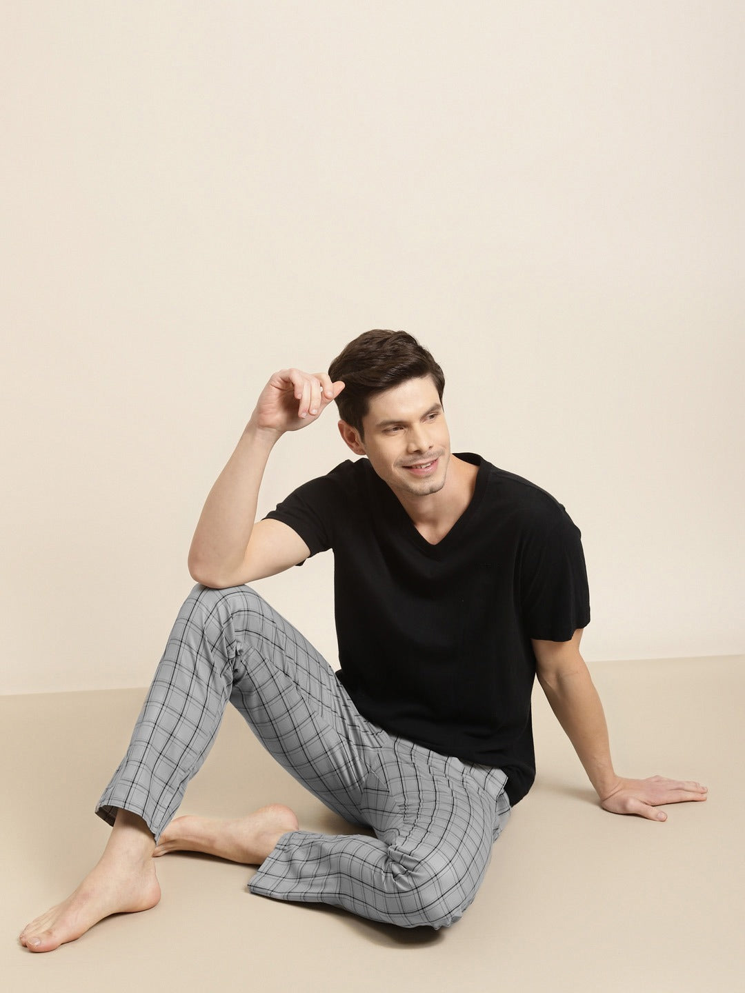 Men Grey Checks Pure Cotton Relaxed Fit Casual Lounge Pant