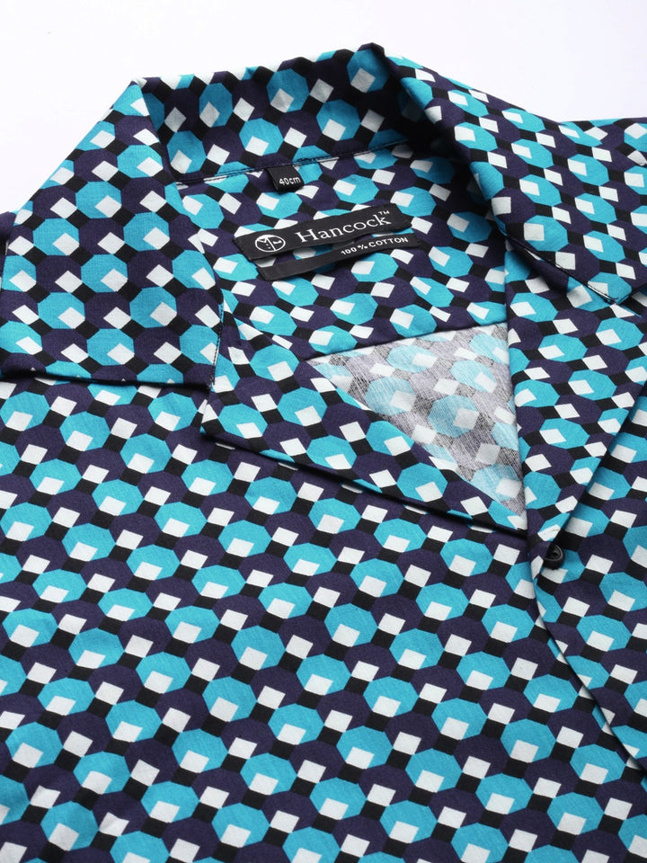 Men Navy & Blue Printed Pure Cotton Relaxed Fit Casual Resort Shirt