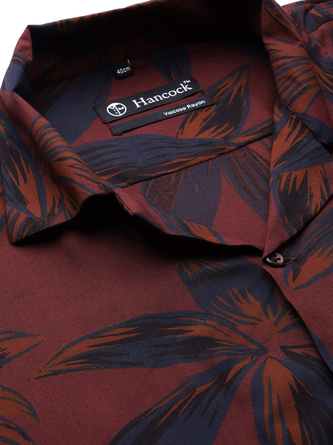 Men Maroon Prints Viscose Rayon Relaxed Fit Casual Resort Shirt