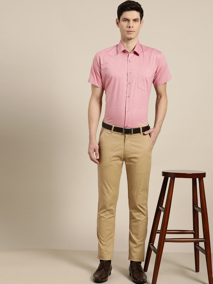 Men Pink Solids Cotton Rich Slim Fit Formal Shirt