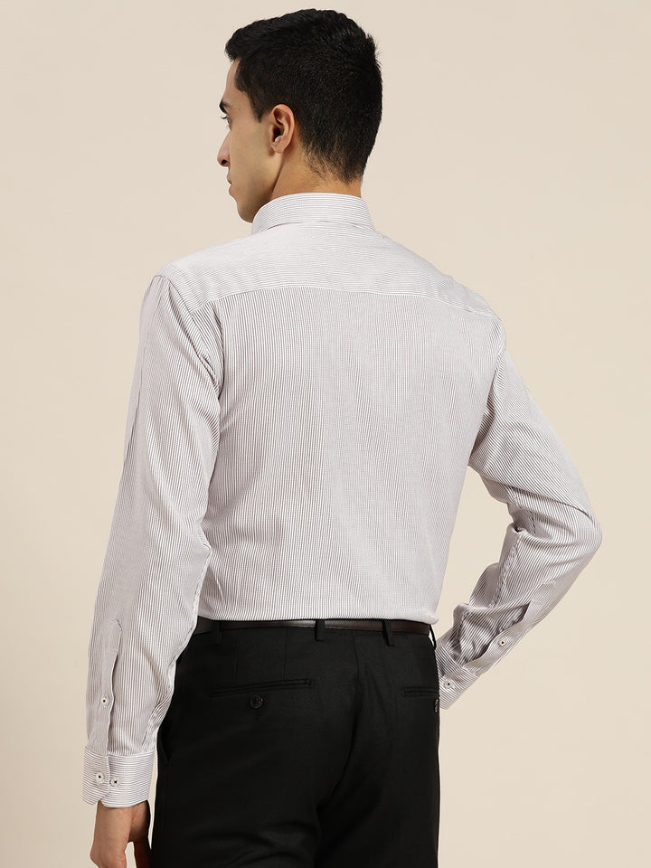 Men White & Maroon Solid Self Design Dobbys Pure Cotton Slim Fit Formal Shirt