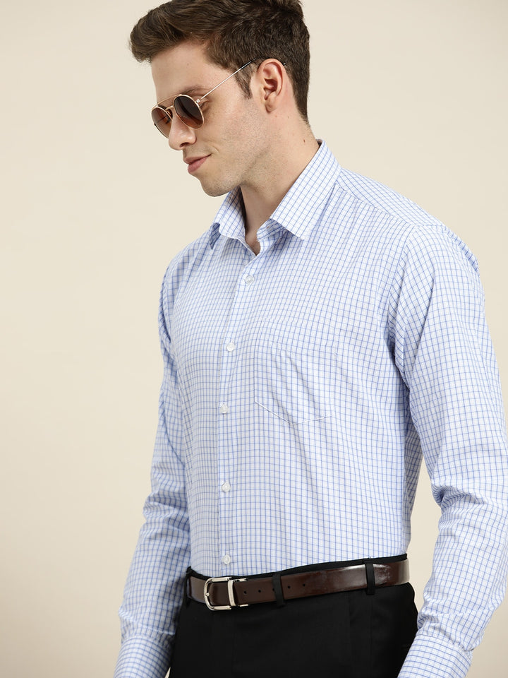 Men White-Blue Checks Cotton Rich Slim Fit Formal Shirt