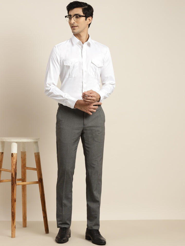 Men White Solid Double Pocket Double Flap Pure Cotton Slim Fit Formal Shirt
