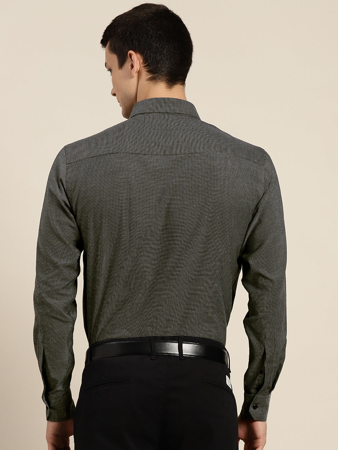 Men Black Solid Pure Cotton Slim Fit Formal Shirt