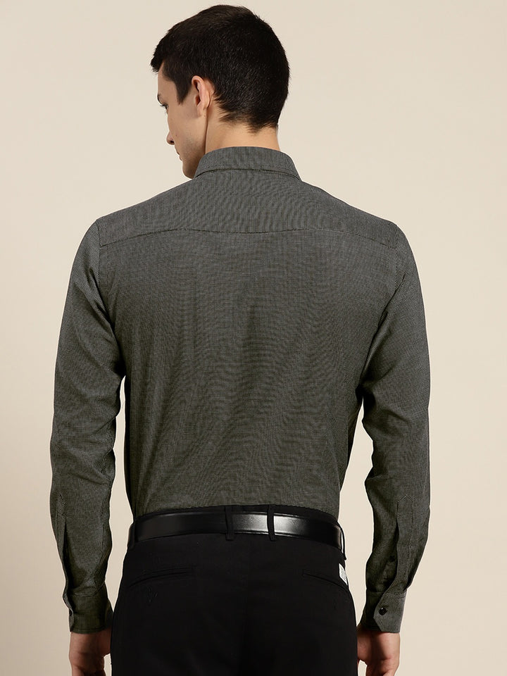 Men Black Solid Pure Cotton Slim Fit Formal Shirt