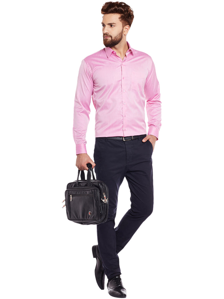 Men Fuschia Pink Solid Slim Fit Formal Shirt