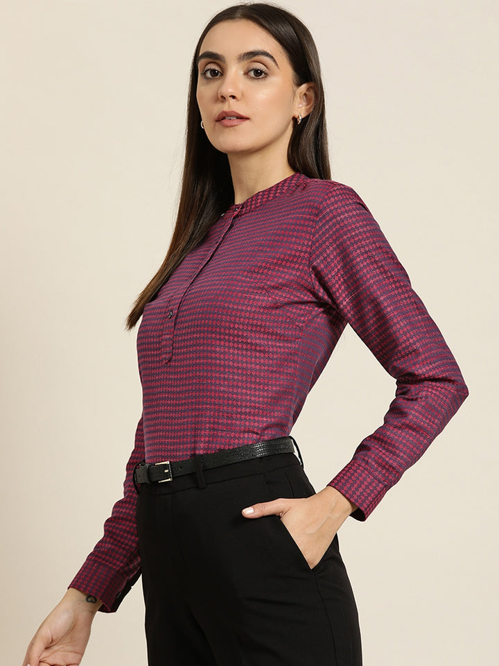 Women Maroon & Navy Checked Pure Cotton Slim Fit Formal Top