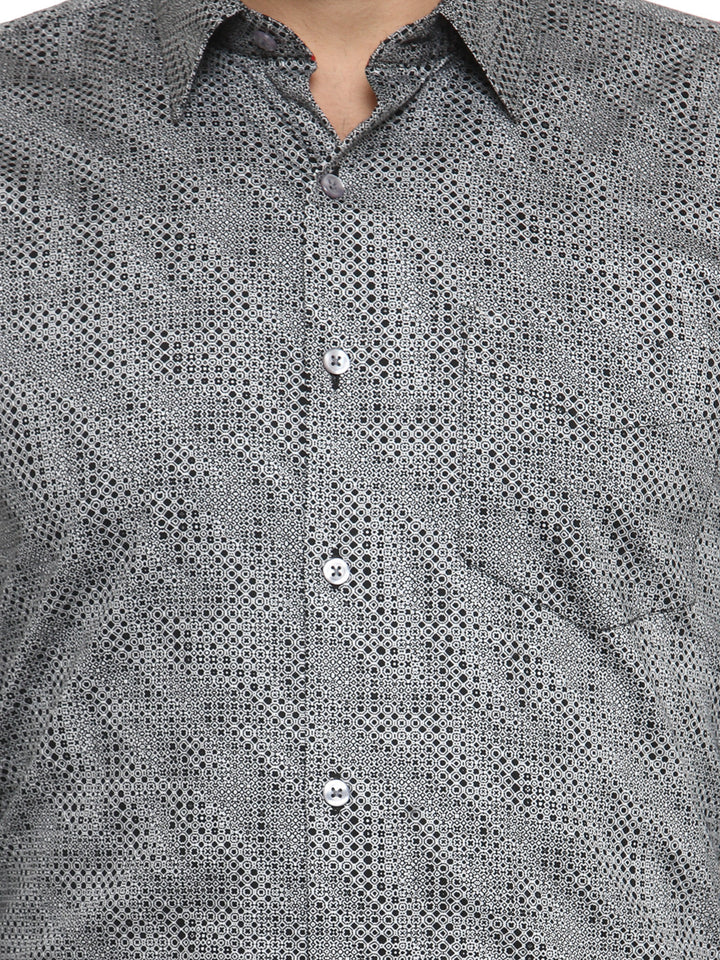 Men Grey and Black Printed Pure Cotton Slim Fit Formal Shirt