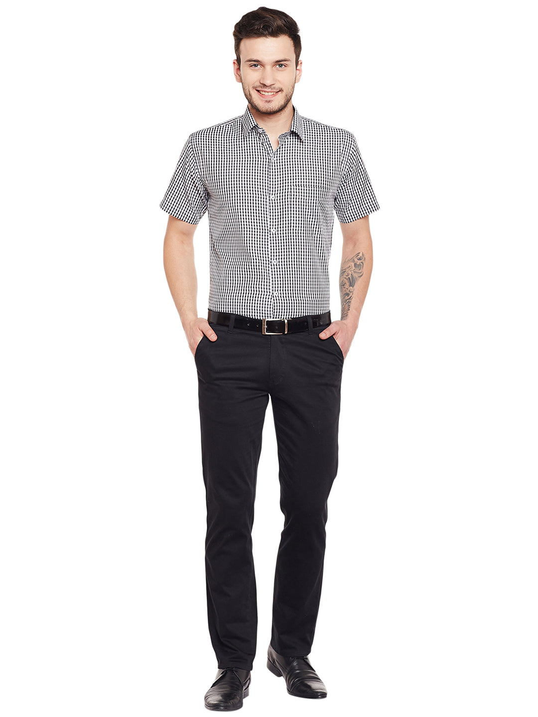 Men Black and White Gingham Checked Slim Fit Short Sleeve Formal Shirt