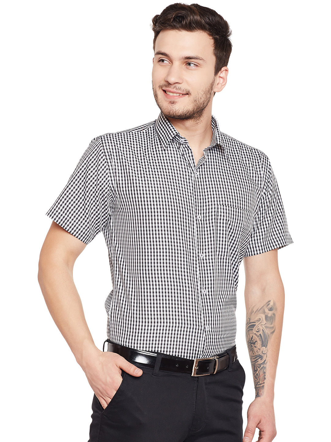Men Black and White Gingham Checked Slim Fit Short Sleeve Formal Shirt