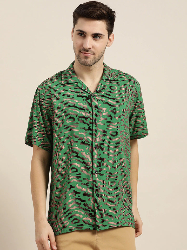 Men Green Prints Viscose Rayon Relaxed Fit Casual Resort Shirt