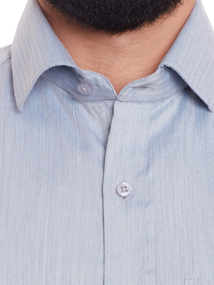 Men Grey Solid Slim Fit Formal Shirt