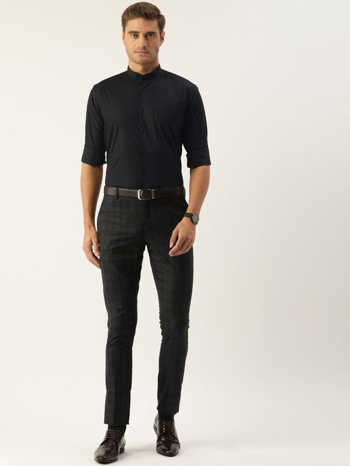 Men Black Solids Pure Cotton Slim Fit Formal Shirt