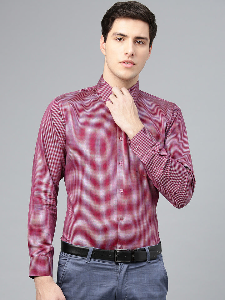 Men Maroon Pure Cotton Solid Slim Fit Formal Shirt