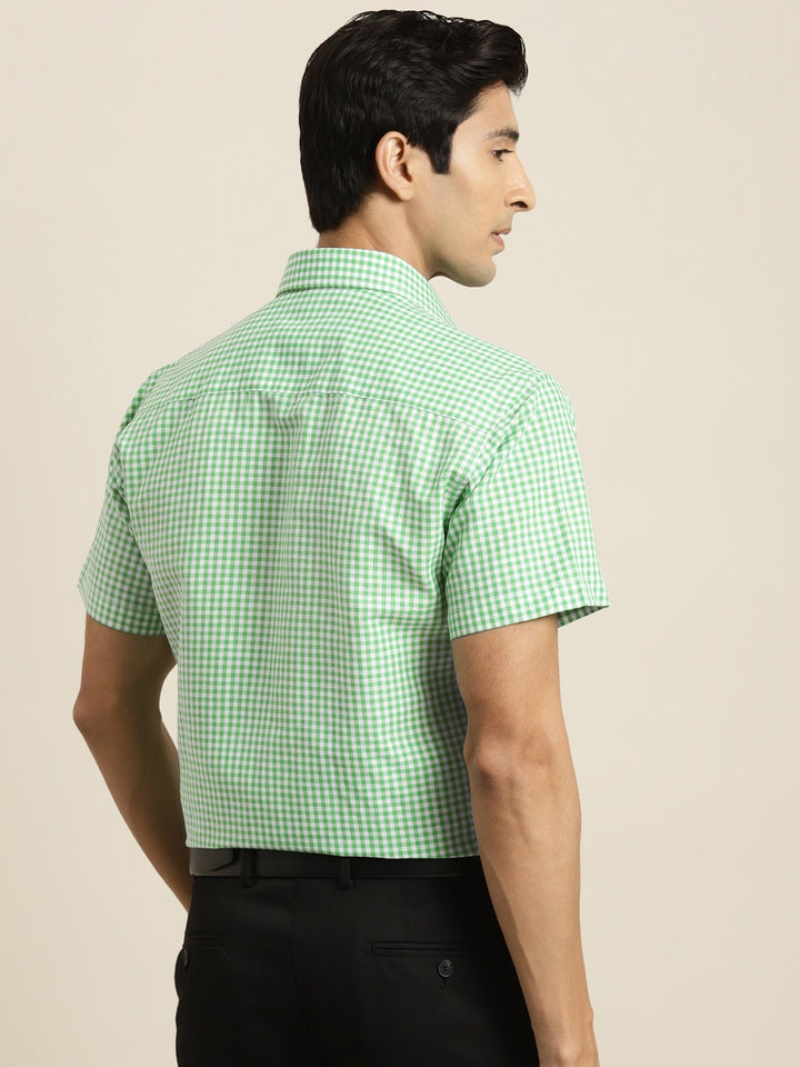 Men Green & White Checked Pure Cotton Short Sleeve Slim Fit Formal Shirt